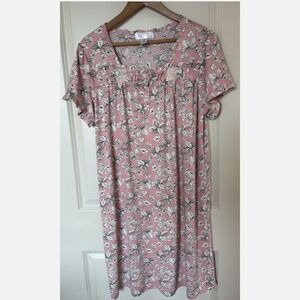 Kathy Ireland Nightgown (L) Soft Stretch Sleep Gown Short Sleeve Pink Floral